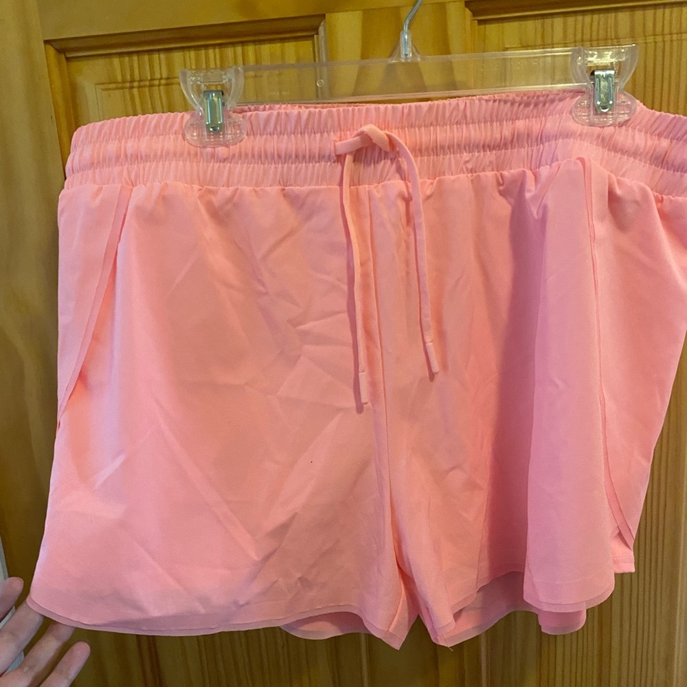 Zyia pink flow shorts